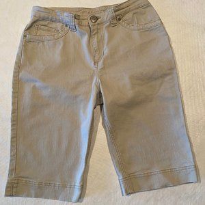 LENA JEANS WOMEN'S CAPRI PRE-OWNED SIZE 10